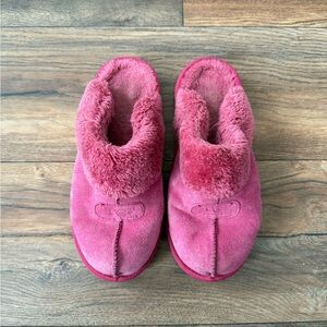 Ugg pink slippers